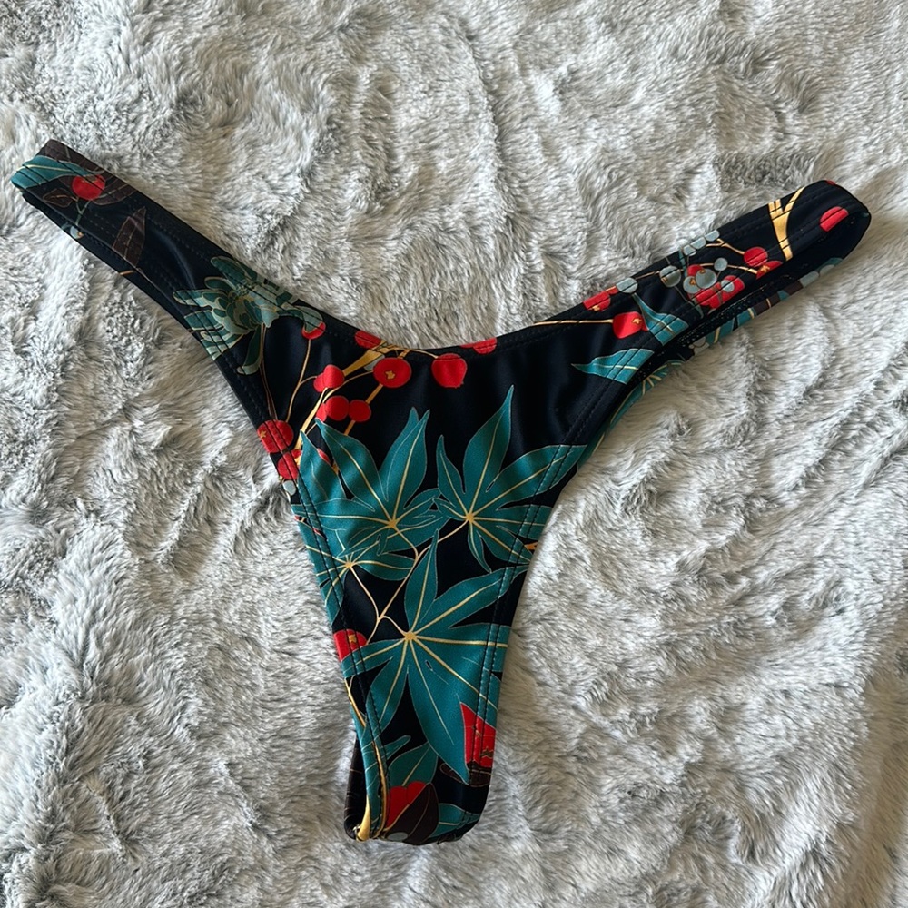 Thong Bikini - Size Médium